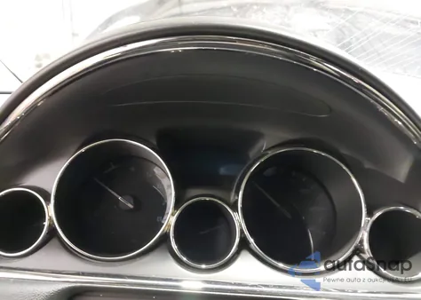 2017 Buick Enclave Leather z USA, uszkodzony, nr VIN 5GAKVBKD0HJ153457